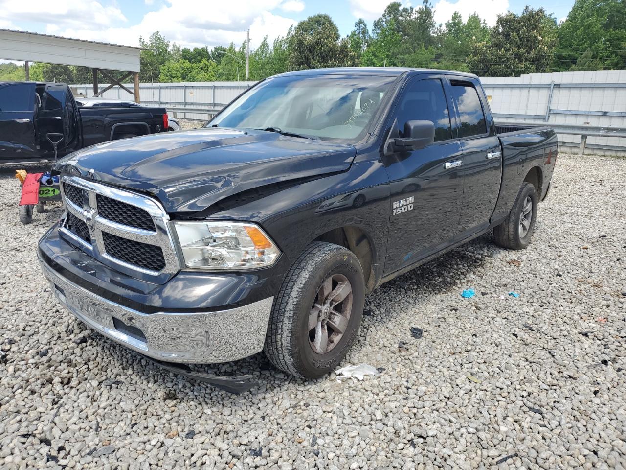 1C6RR6GG9JS324371 2018 Ram 1500 Slt