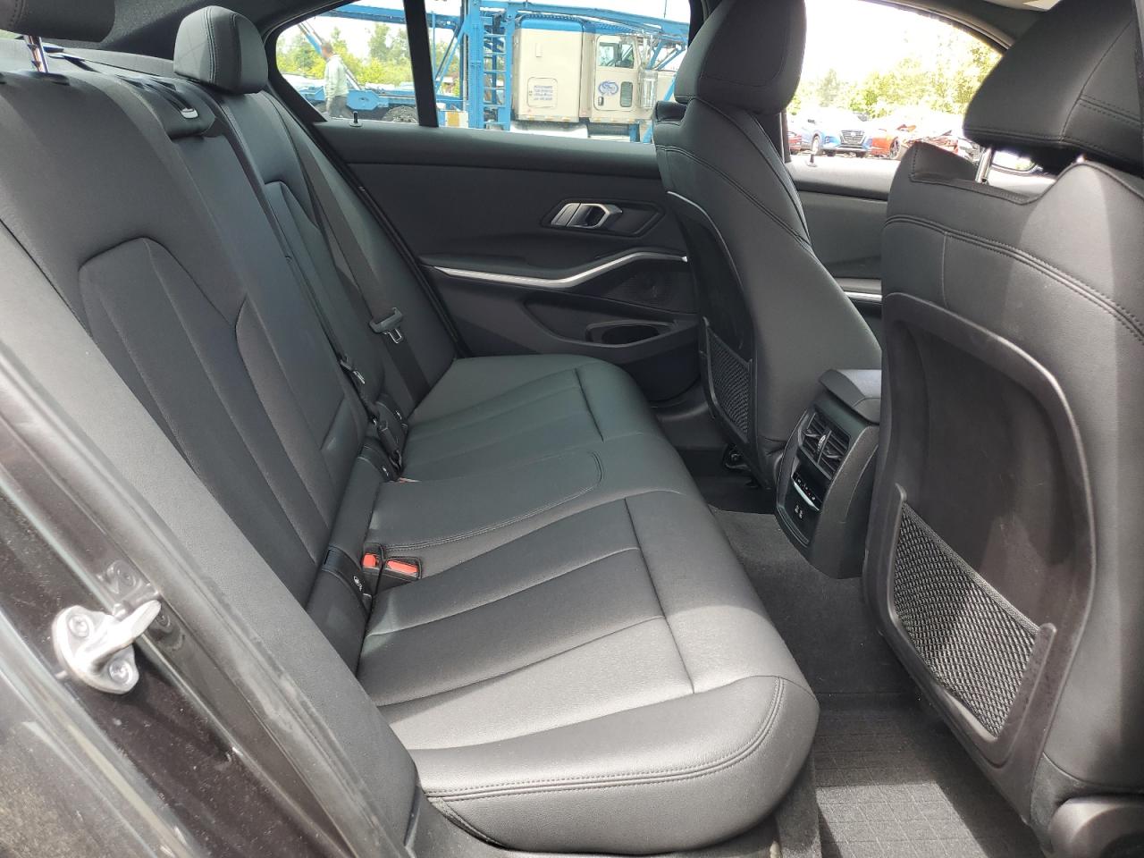 3MW5R7J09M8C01701 2021 BMW 330Xi