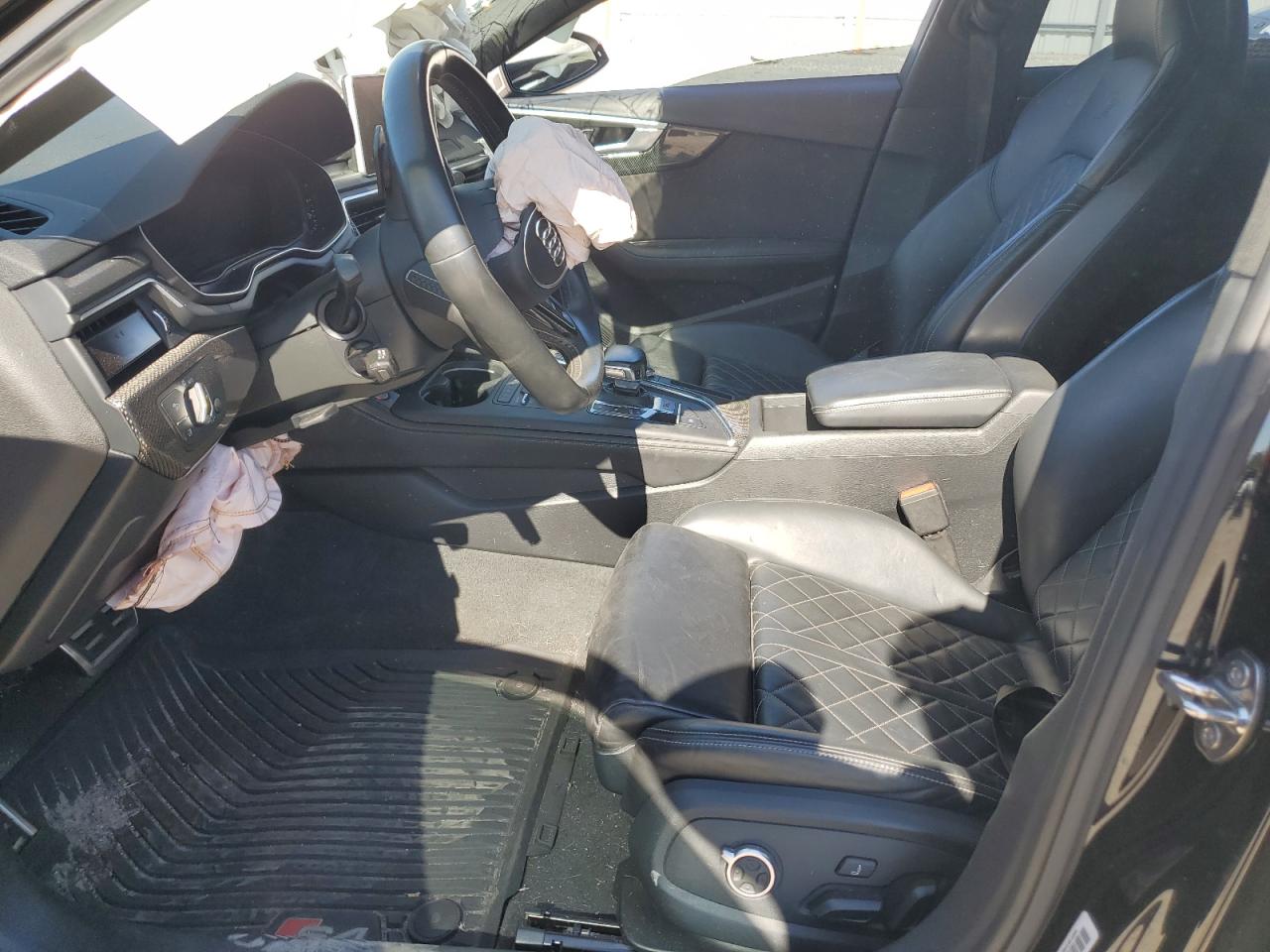 WAUB4AF48JA003184 2018 Audi S4 Premium Plus