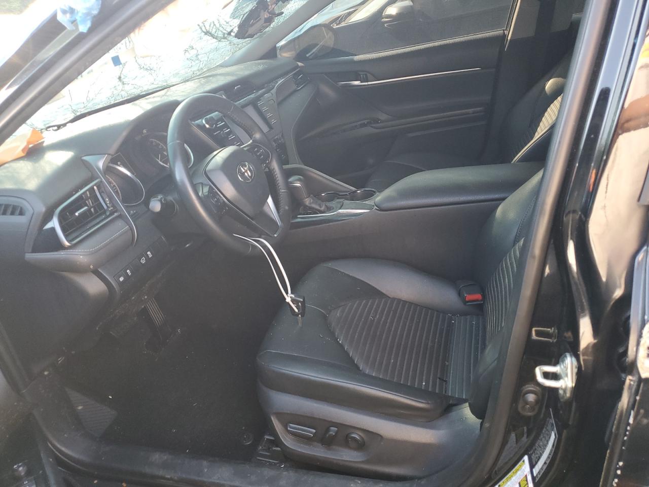 4T1B11HK1KU831550 2019 Toyota Camry L