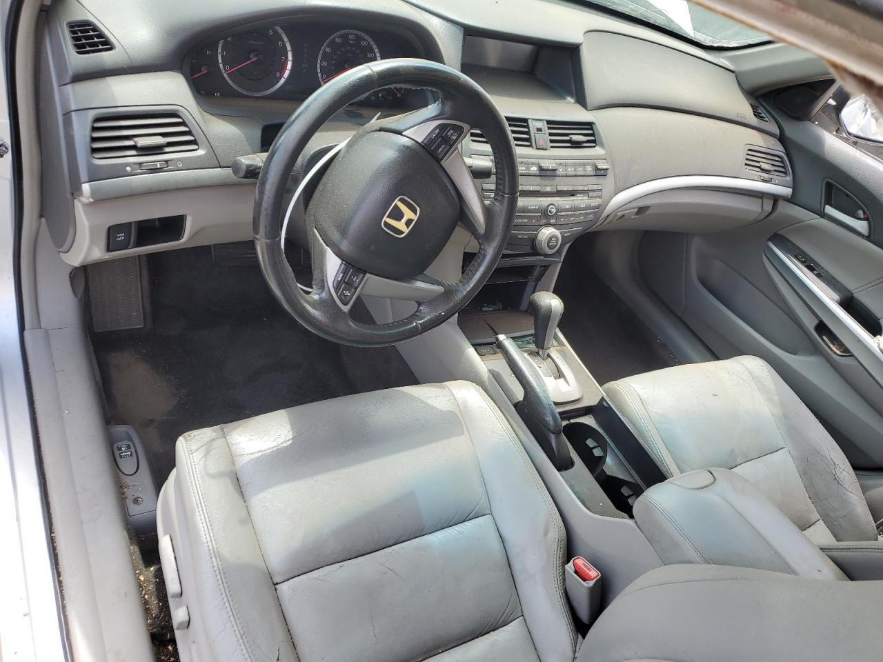 1HGCP2F33BA059726 2011 Honda Accord Lx