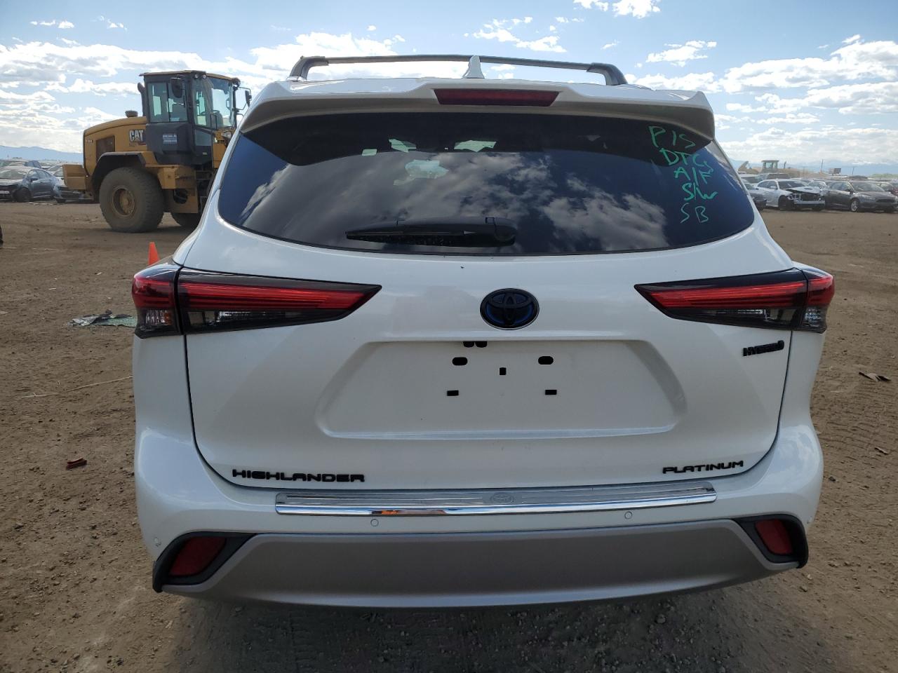 5TDEBRCH0MS015803 2021 Toyota Highlander Hybrid Platinum