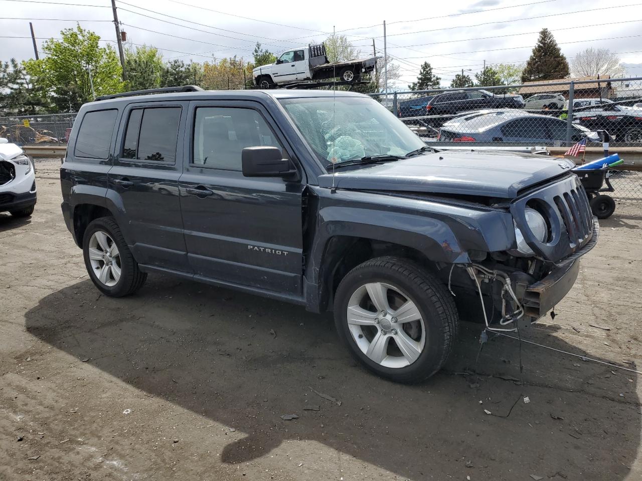 1C4NJRFB8ED863628 2014 Jeep Patriot Latitude