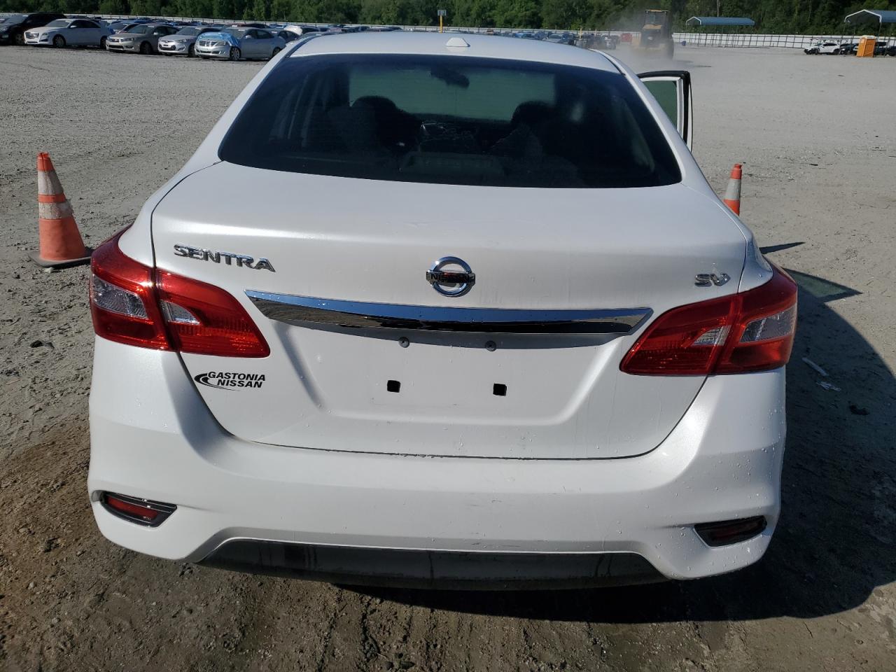 3N1AB7AP4GY335140 2016 Nissan Sentra S