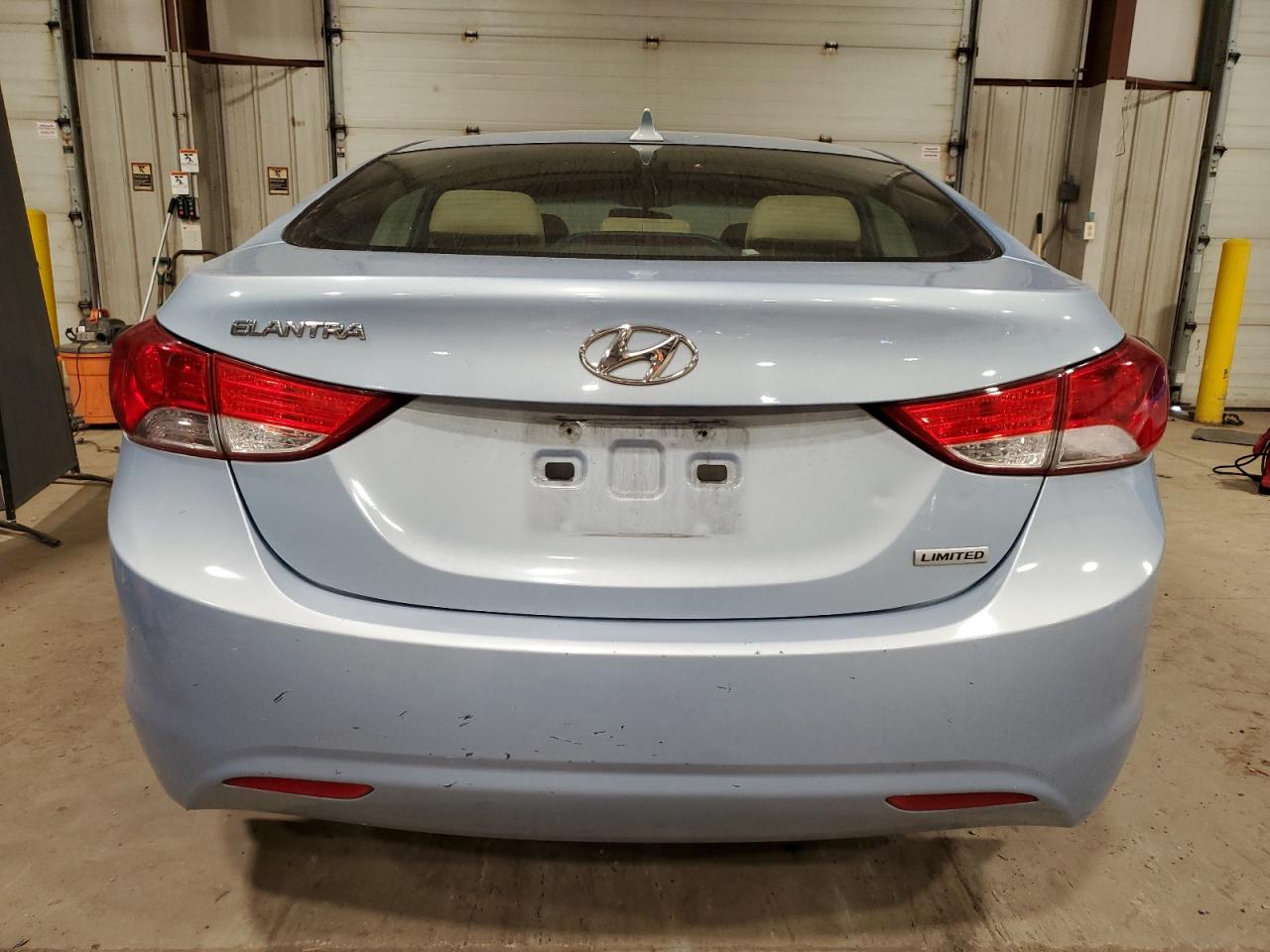 KMHDH4AE7CU369359 2012 Hyundai Elantra Gls