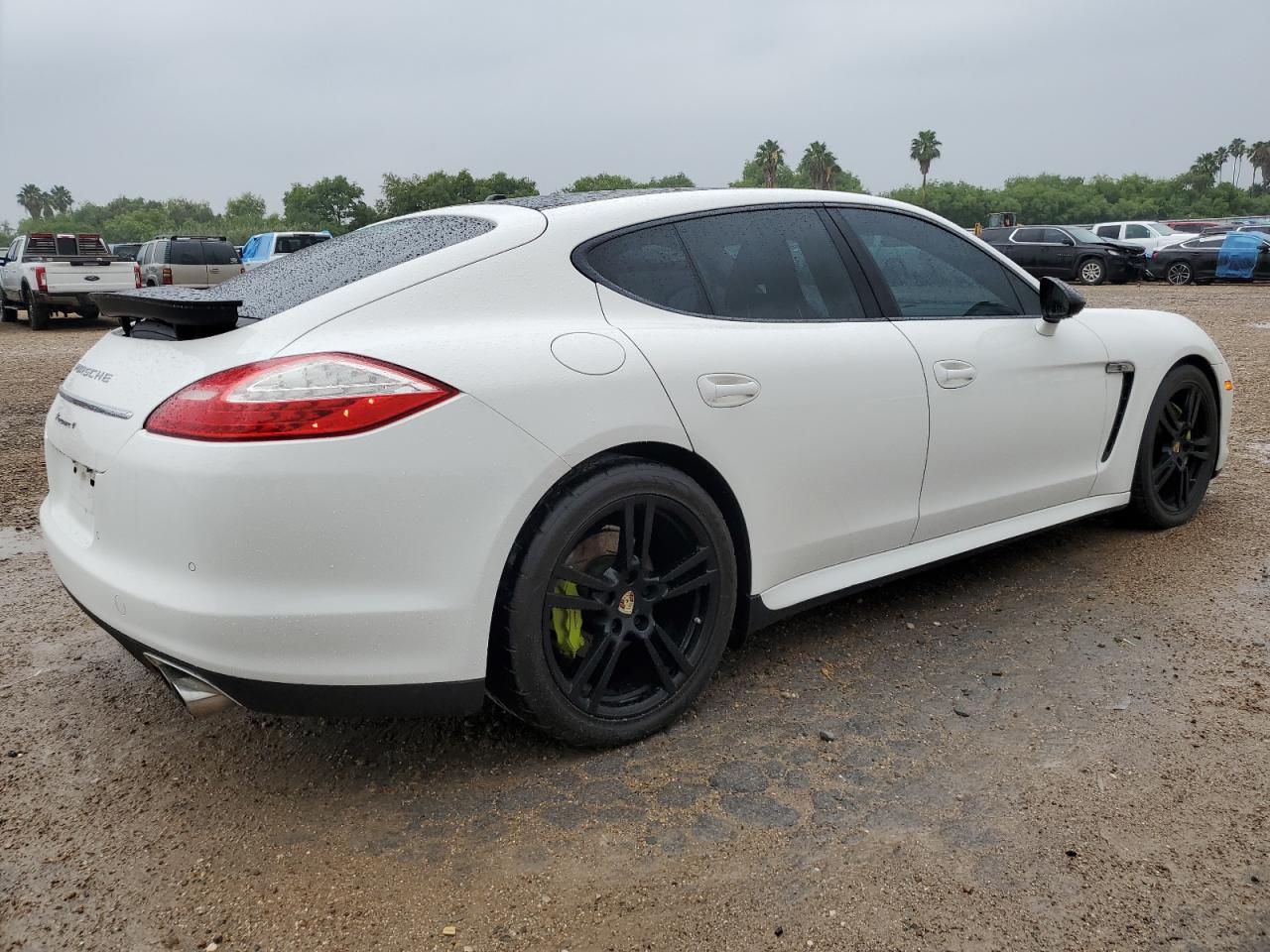 WP0AA2A71CL070554 2012 Porsche Panamera 2