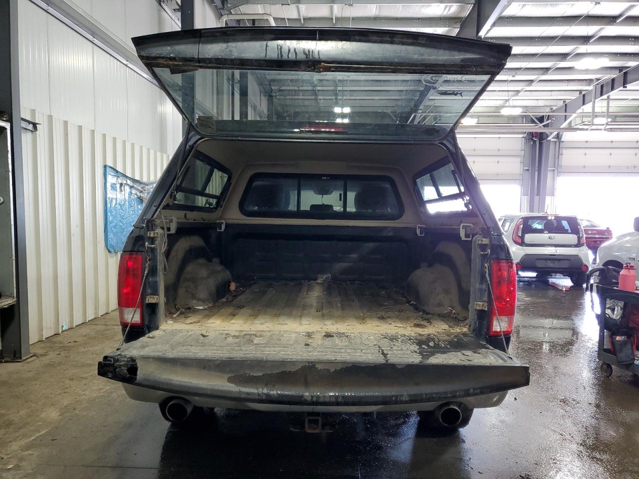 1C6RR7TT3FS524873 2015 Ram 1500 Slt