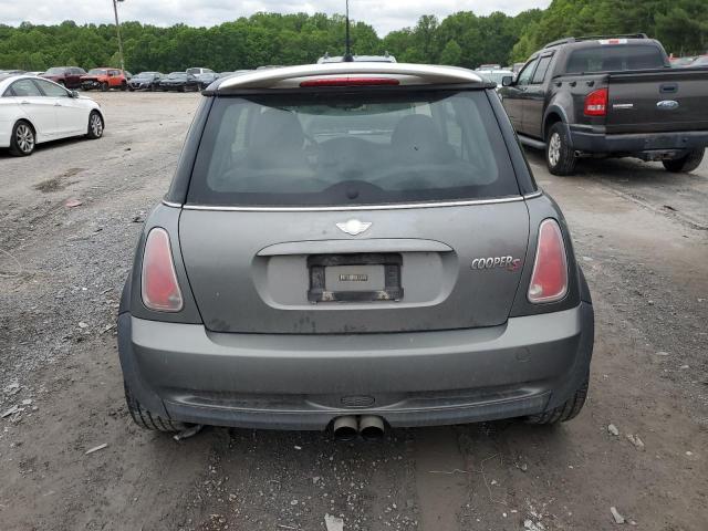 2005 Mini Cooper S VIN: WMWRE33405TD98261 Lot: 55113944