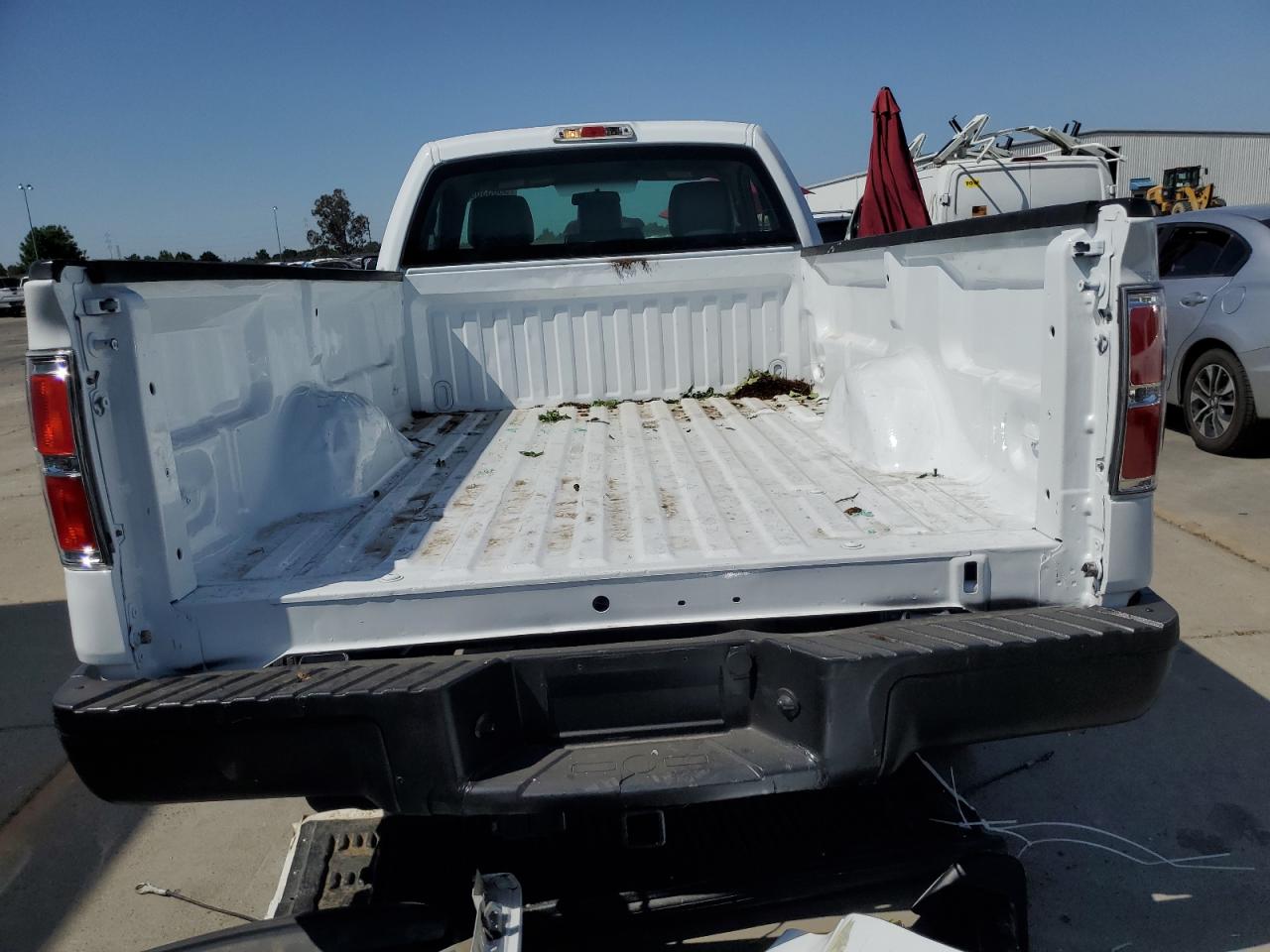 1FTNF1CFXBKE19166 2011 Ford F150