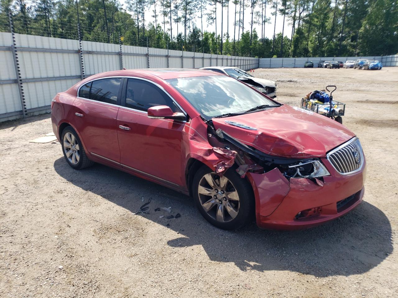 2013 Buick Lacrosse Premium vin: 1G4GF5E38DF213757