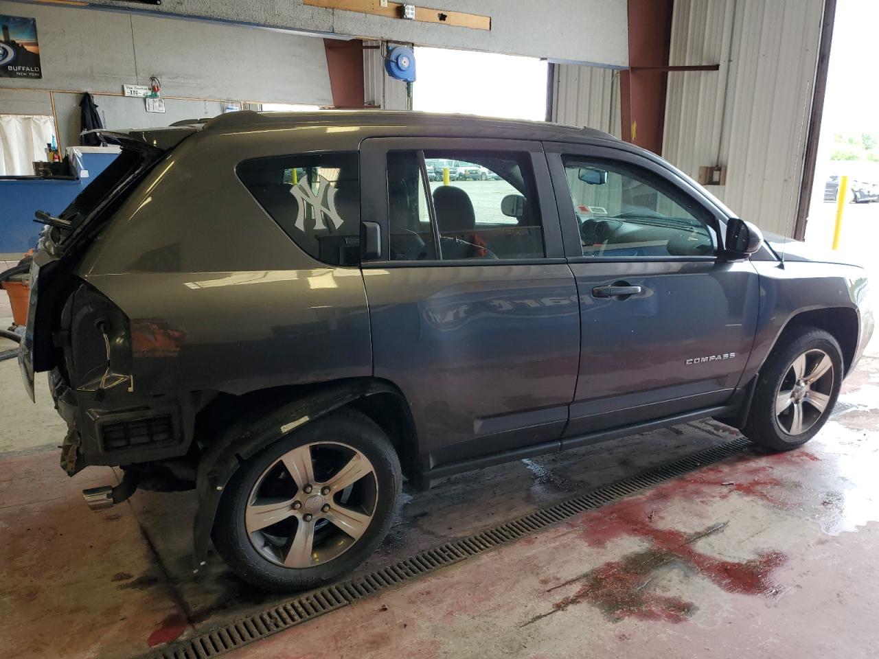 1C4NJDEB7GD597008 2016 Jeep Compass Latitude