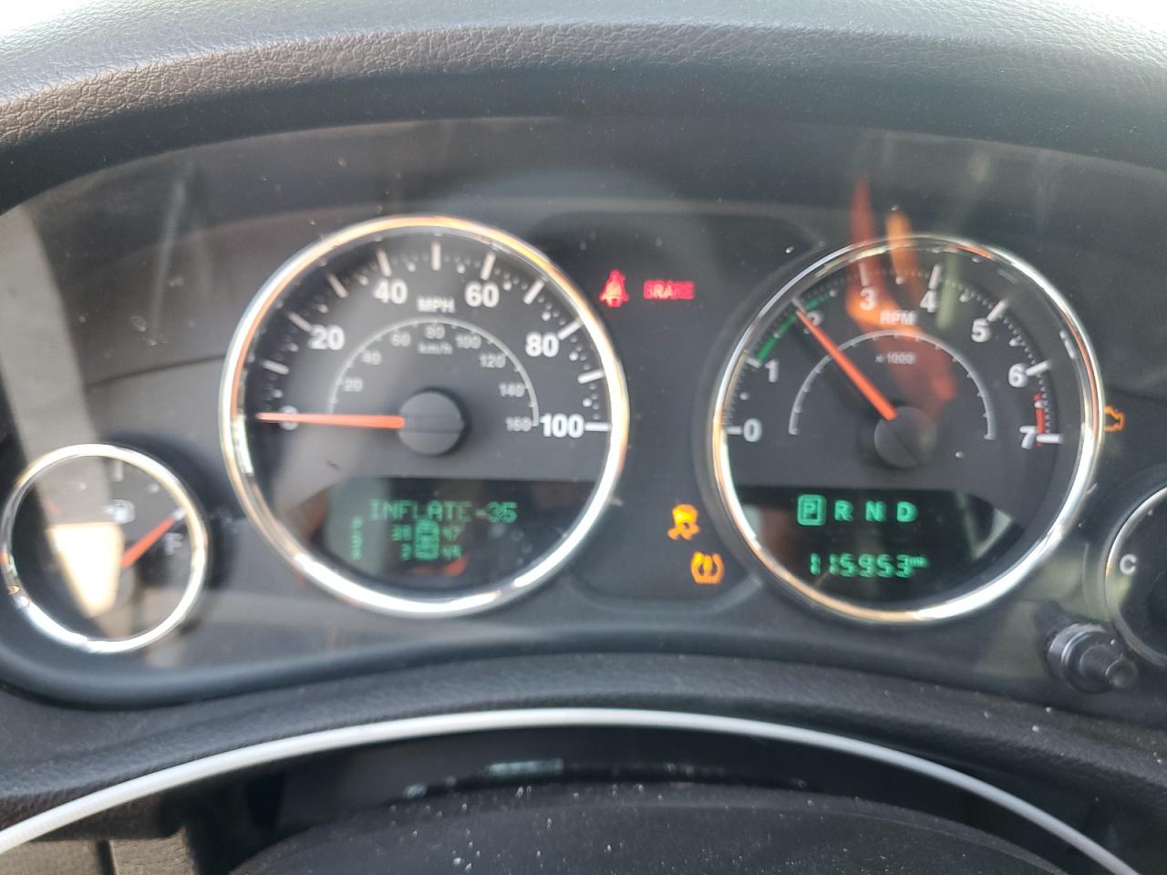 1C4BJWDG6FL692675 2015 Jeep Wrangler Unlimited Sport