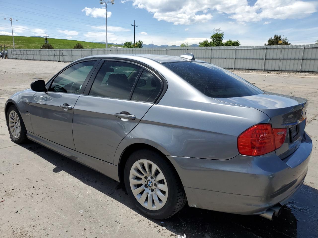 WBAPK73539A464316 2009 BMW 328 Xi