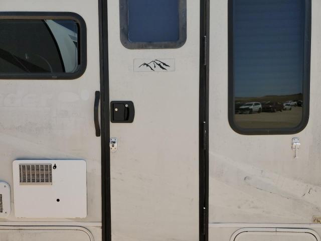 1FDXE45S96DA99898 2006 Ford Econoline E450 Super Duty Cutaway Van