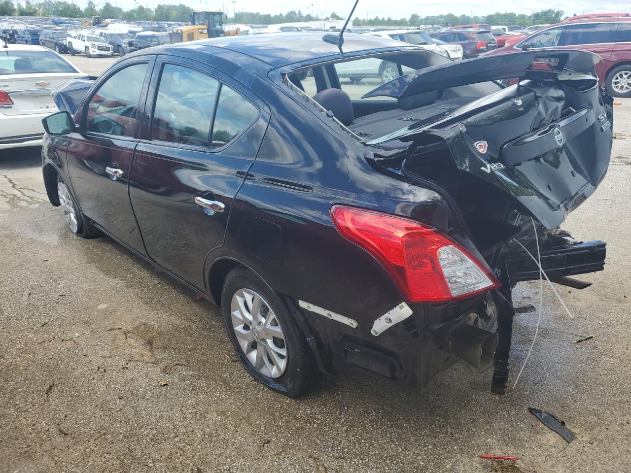 2017 Nissan Versa S vin: 3N1CN7APXHL802673