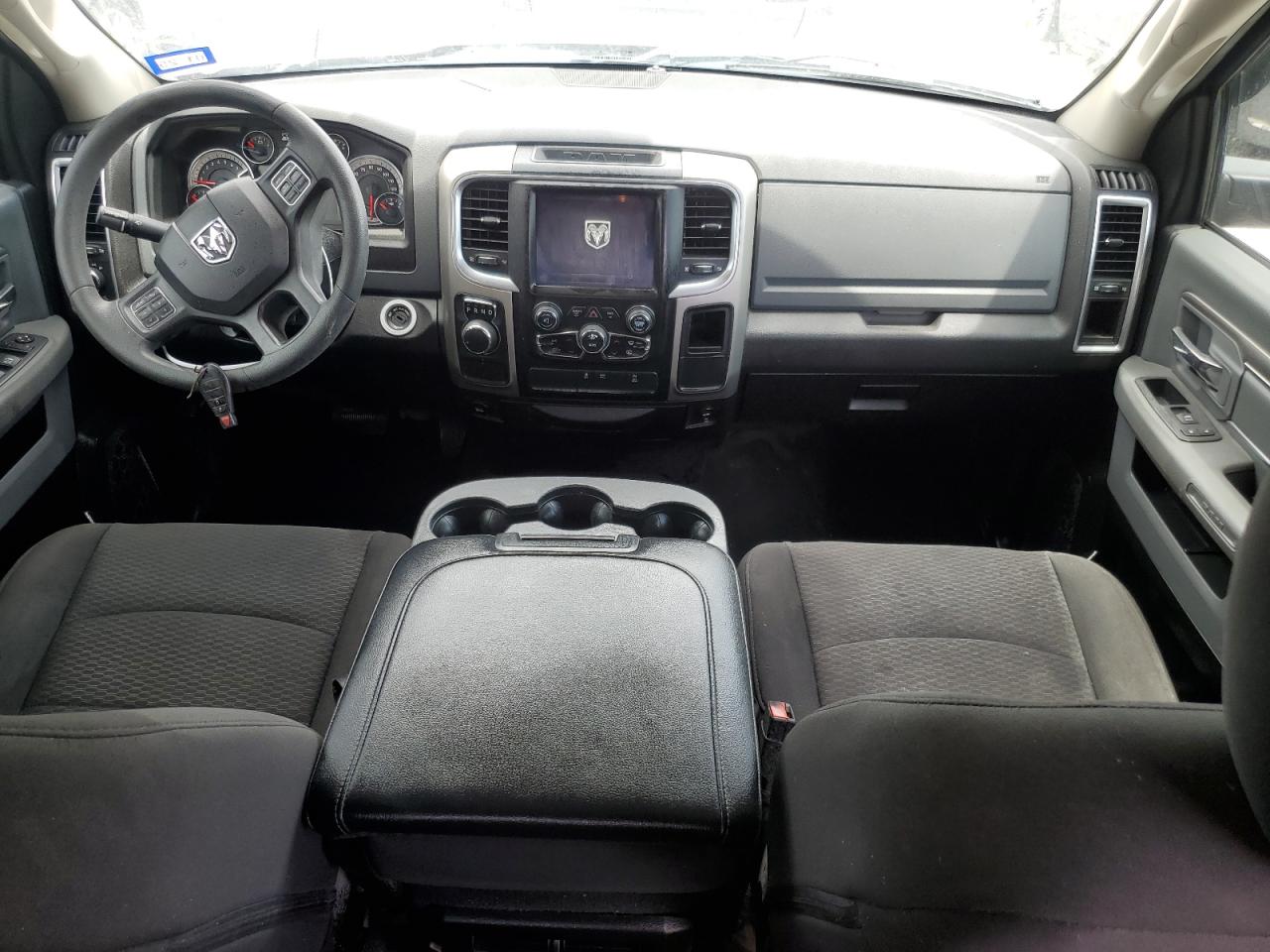 1C6RR6LT0KS697822 2019 Ram 1500 Classic Slt