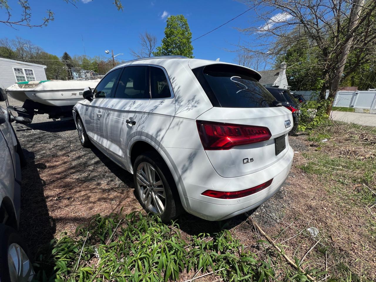 2018 Audi Q5 Premium Plus vin: WA1BNAFY5J2181948