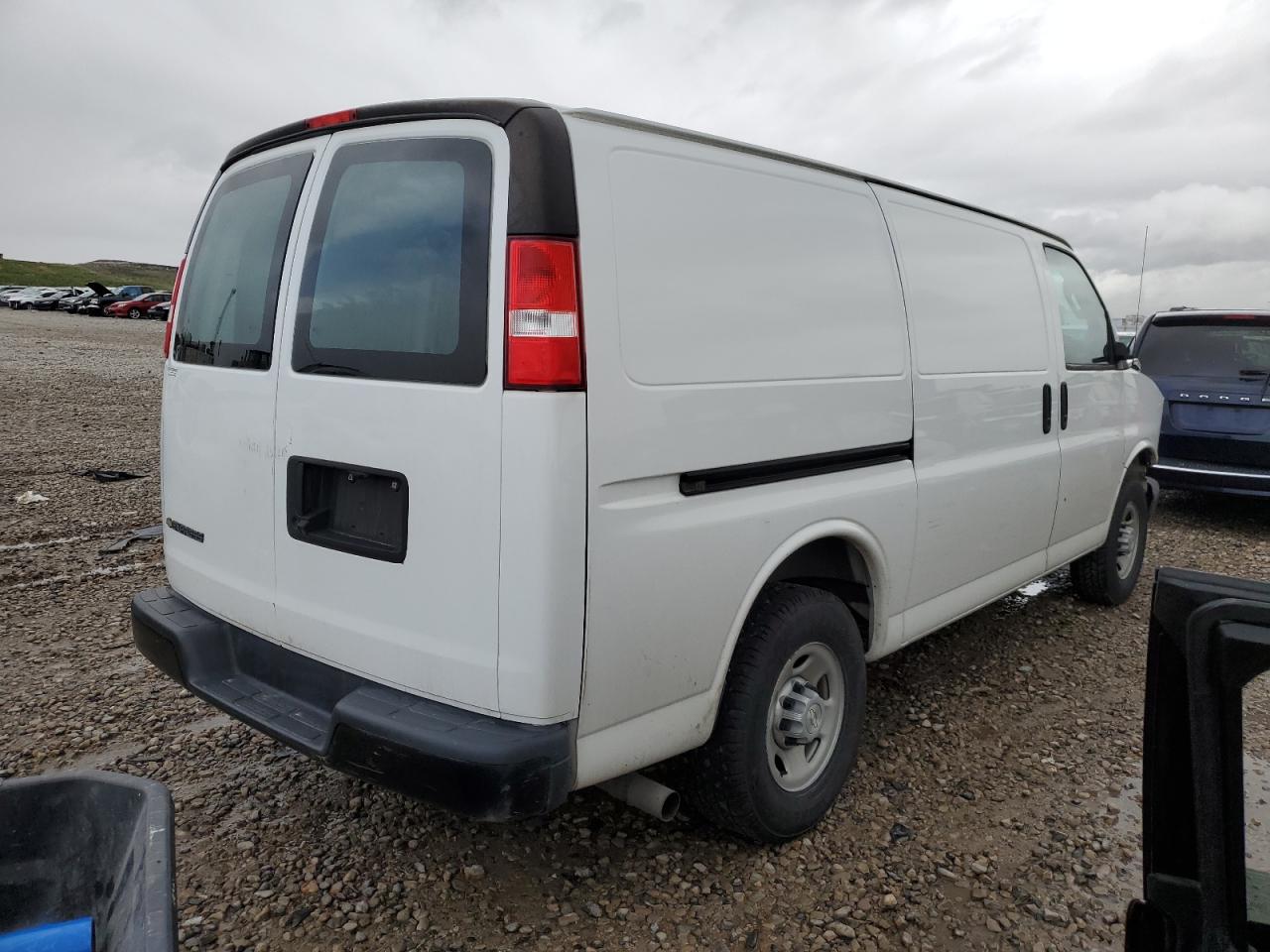 1GCWGAFF3H1340076 2017 Chevrolet Express G2500