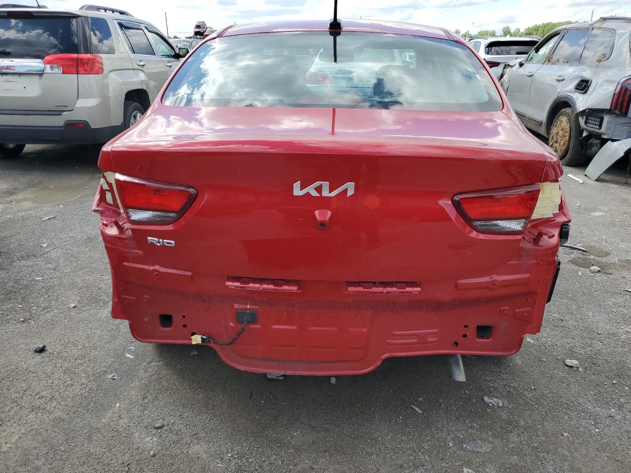 3KPA24AD8NE490466 2022 Kia Rio Lx