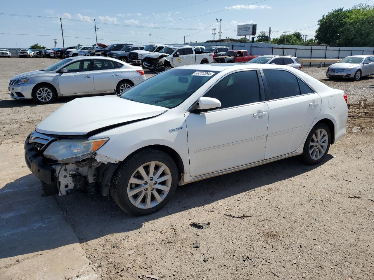 4T1BD1FK9EU099943 2014 Toyota Camry Hybrid