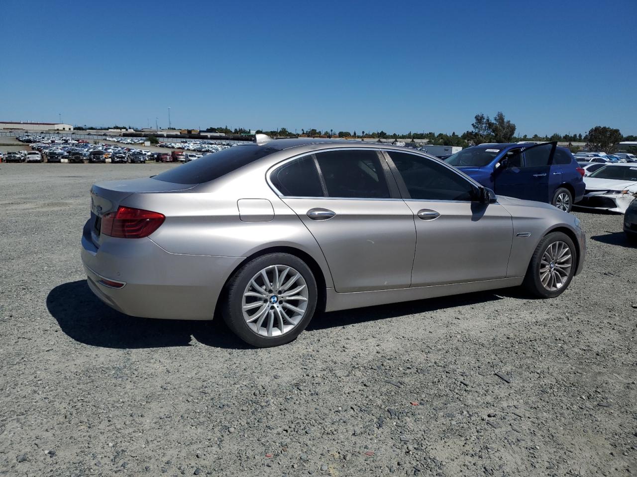 2014 BMW 528 I vin: WBA5A5C5XED505676