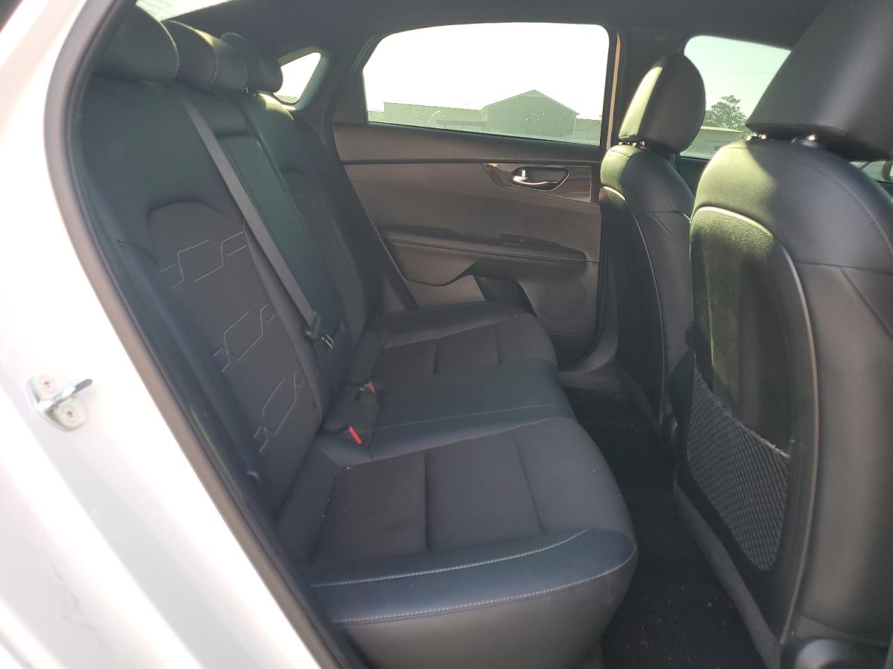 3KPF54AD9PE610839 2023 Kia Forte Gt Line