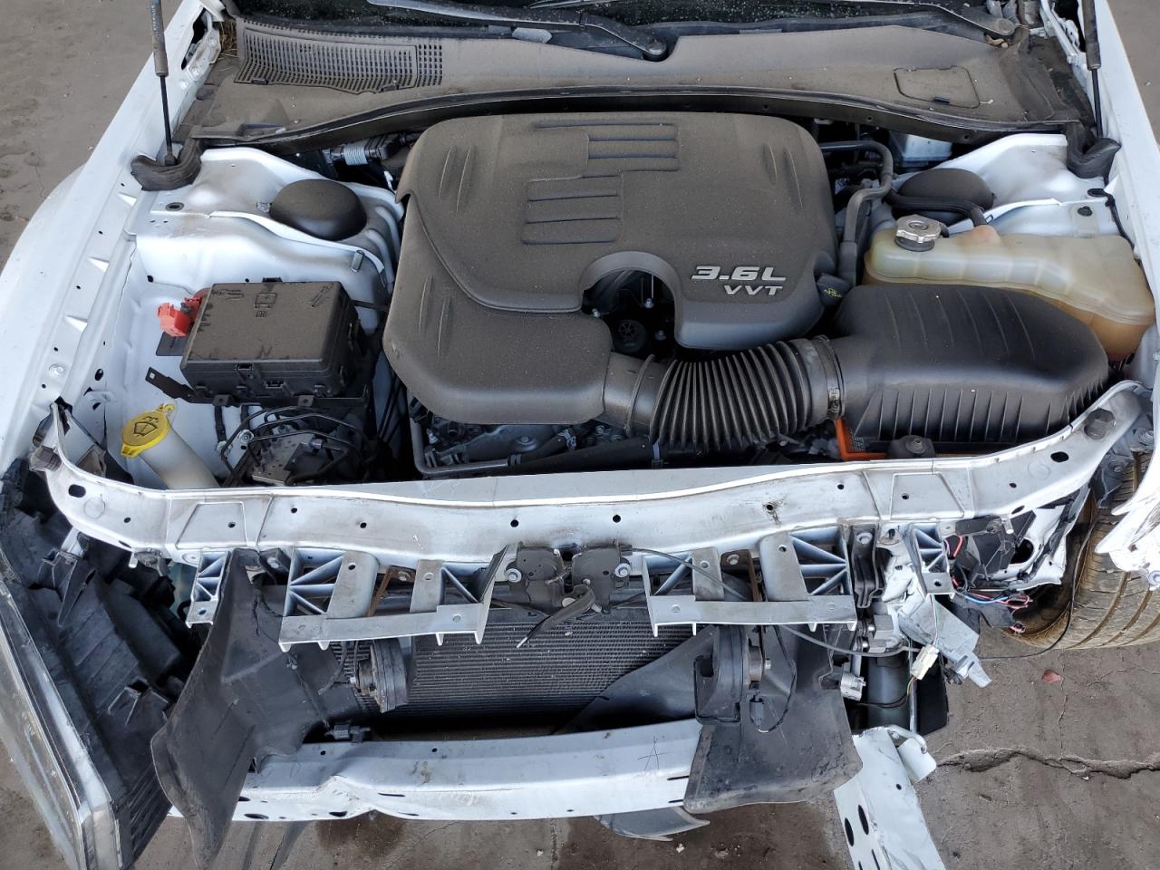 2C3CCAAG0KH740690 2019 Chrysler 300 Touring