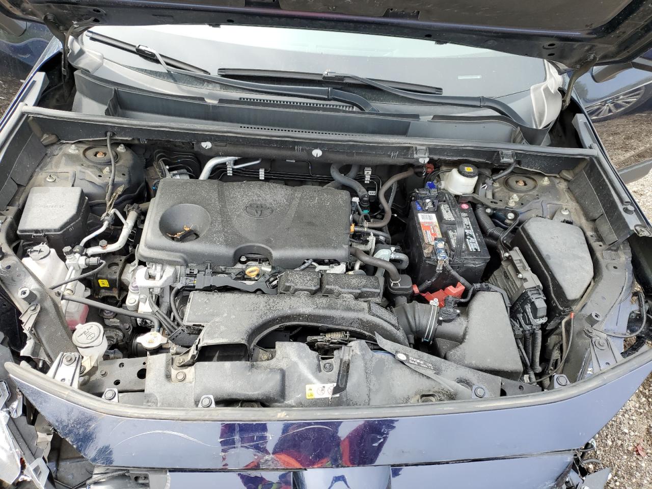 2T3R1RFV2MC143952 2021 Toyota Rav4 Xle