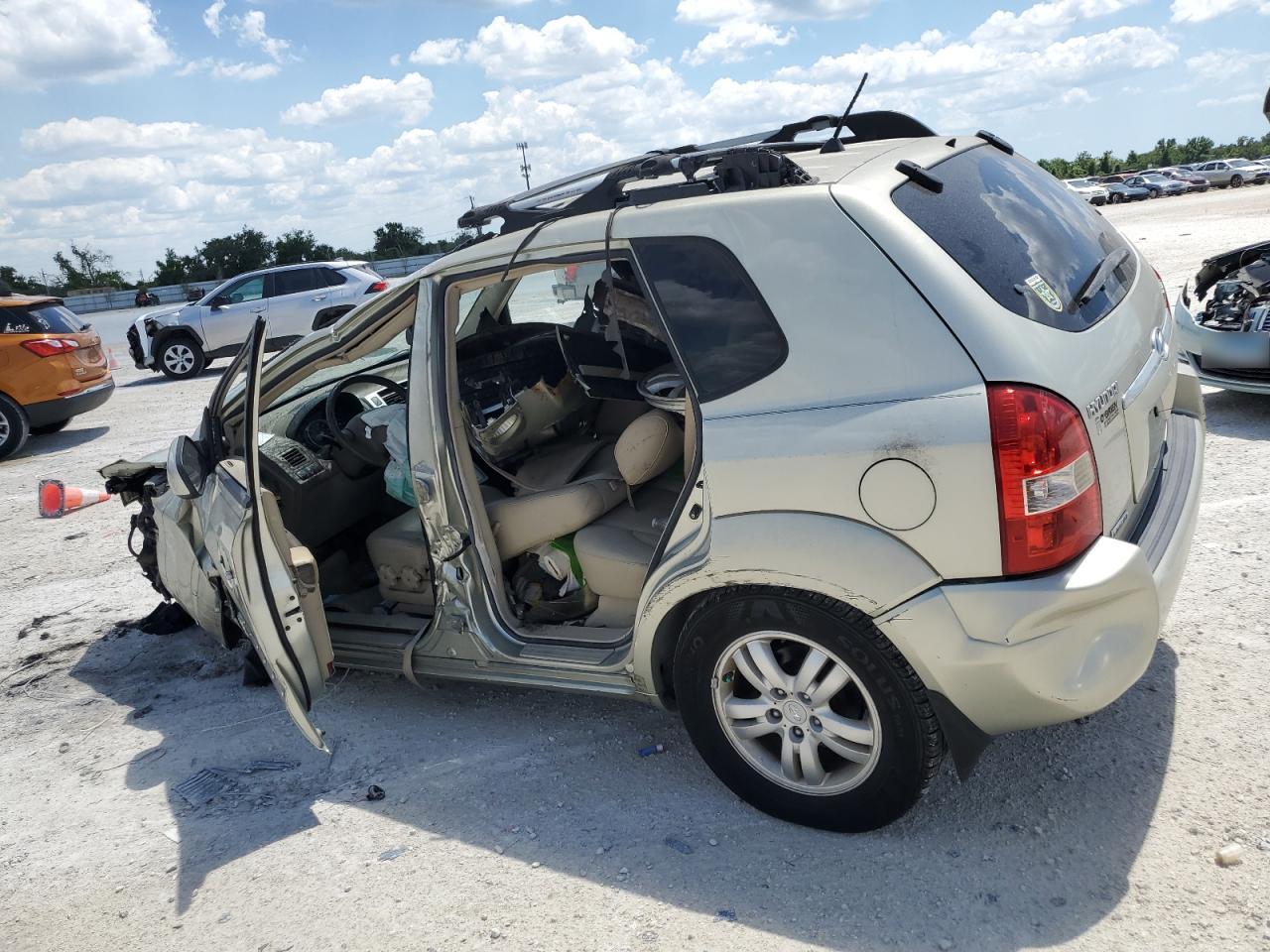 KM8JN12D16U329833 2006 Hyundai Tucson Gls