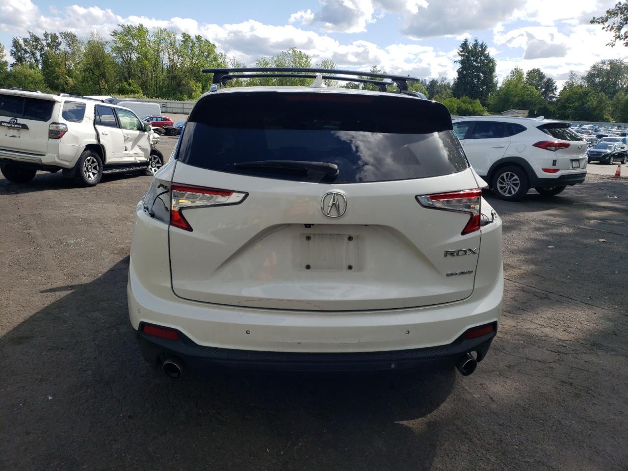 5J8TC2H75KL004114 2019 Acura Rdx Advance