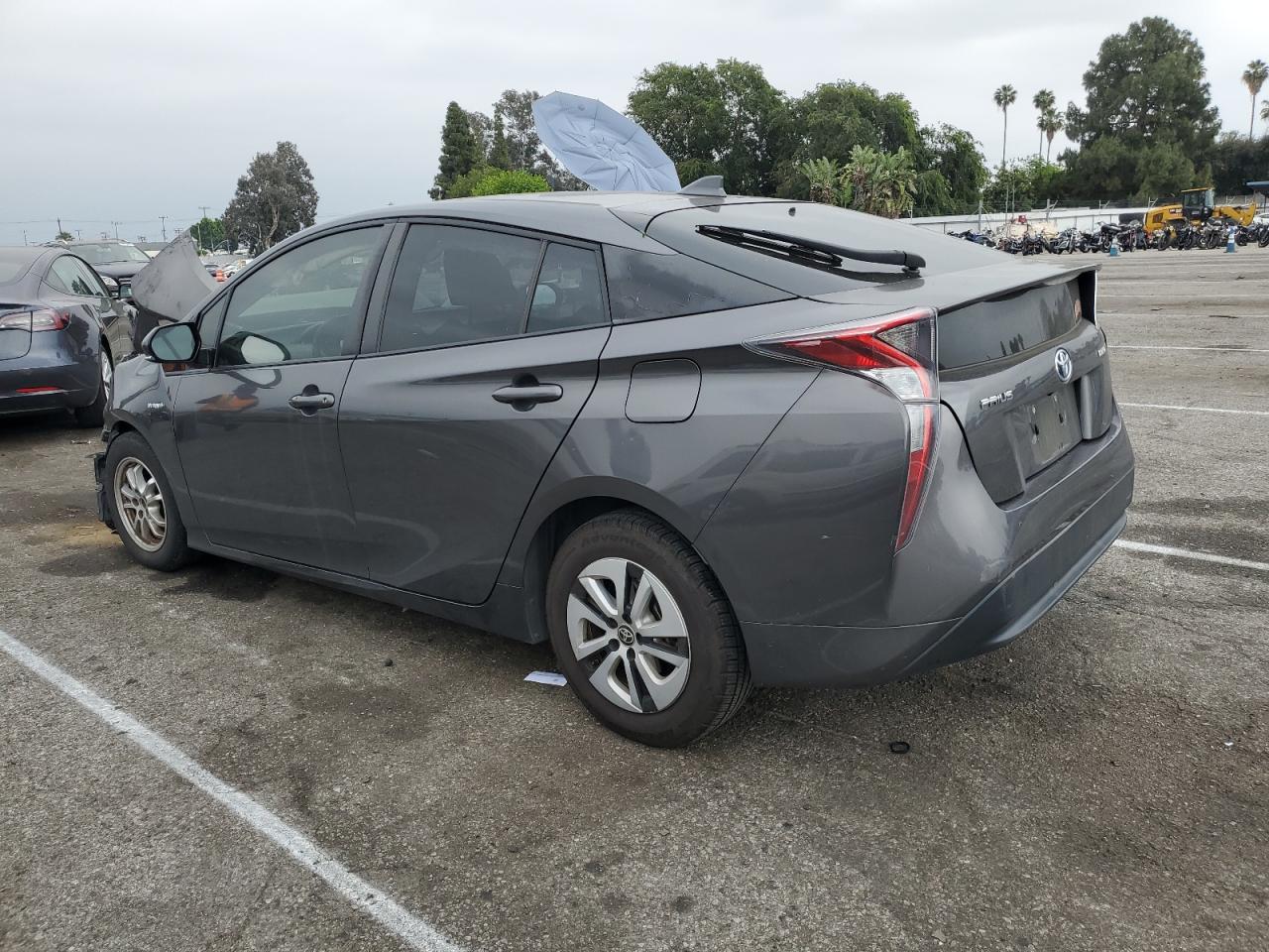 JTDKARFU5G3027319 2016 Toyota Prius