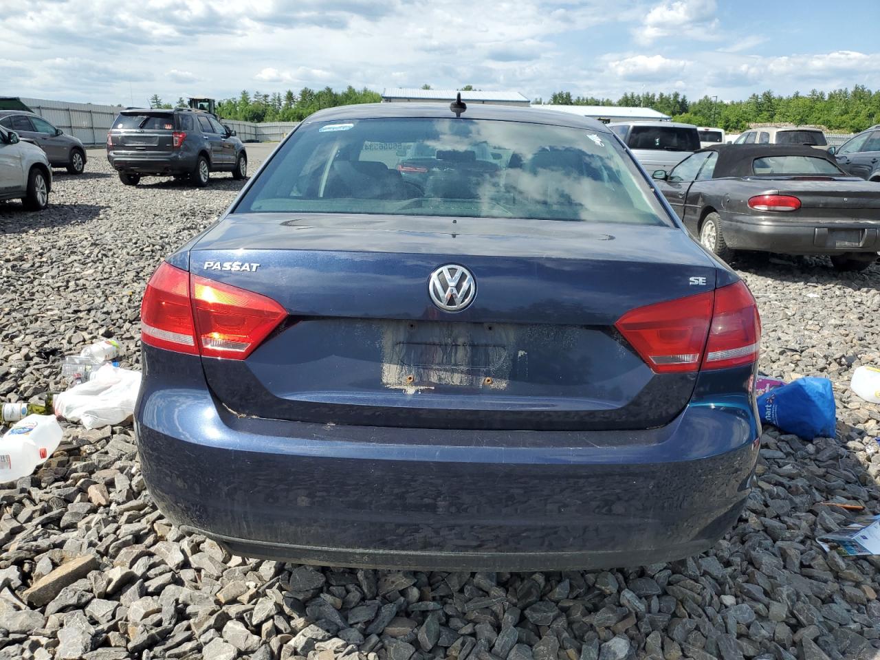 1VWBP7A30DC128715 2013 Volkswagen Passat Se