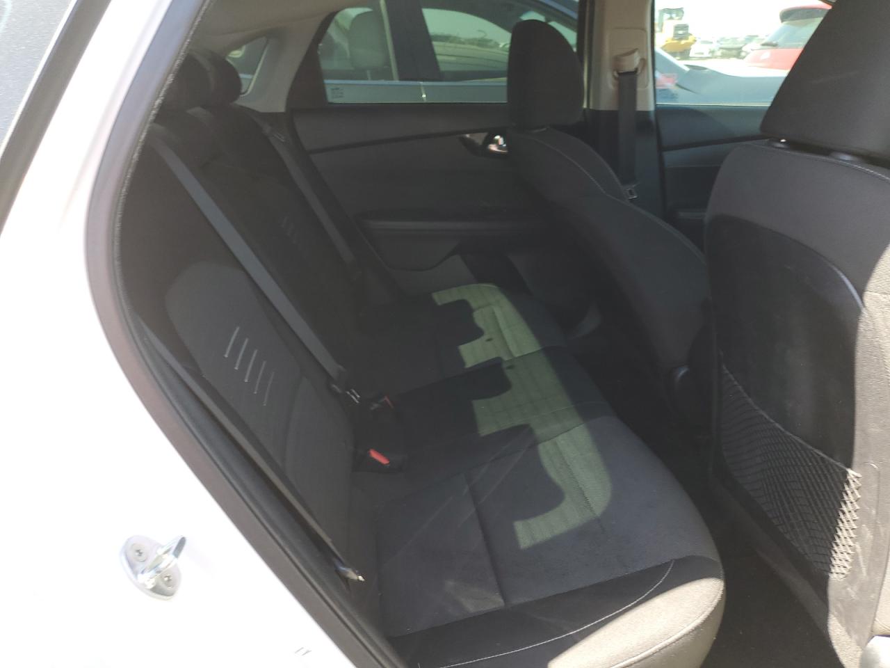 3KPF34AD6KE087696 2019 Kia Forte Gt Line