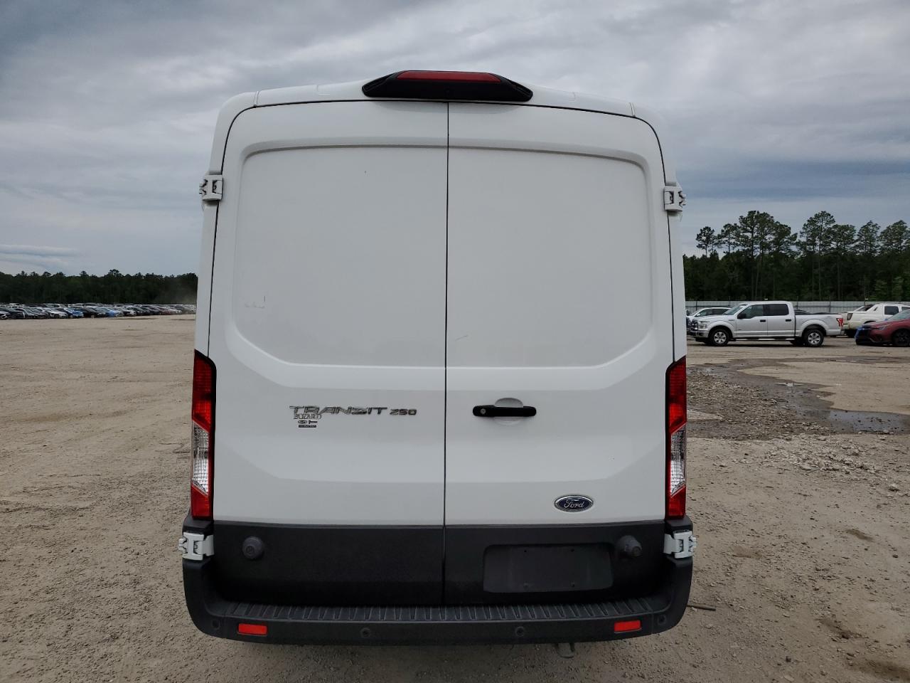 Lot #2540556490 2019 FORD TRANSIT T-