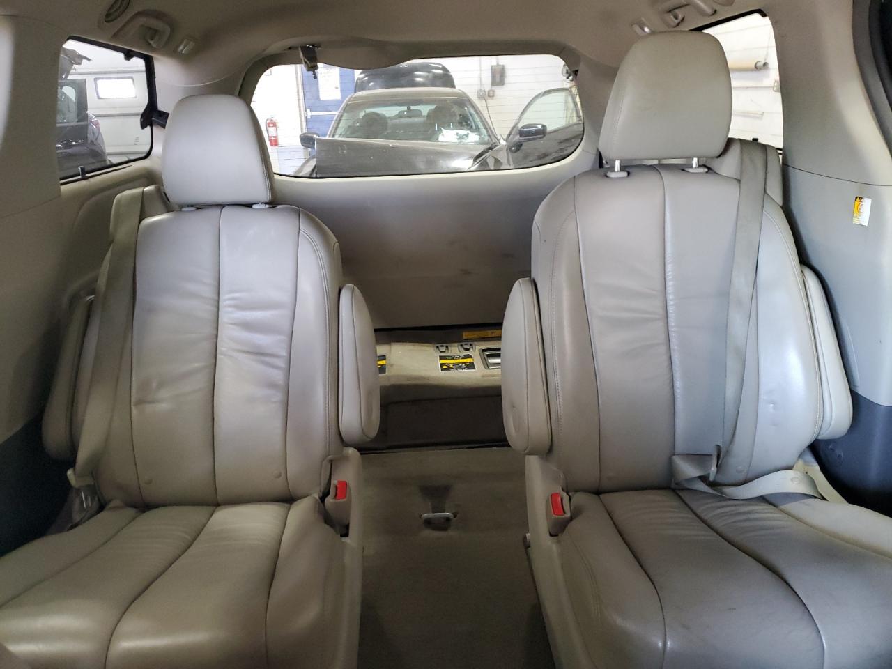 5TDDK3DC4CS030640 2012 Toyota Sienna Xle