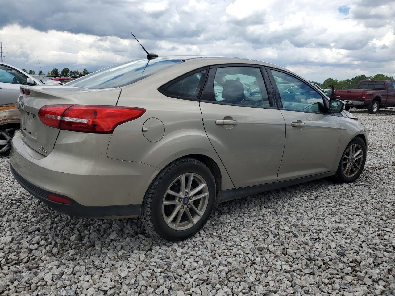 1FADP3F25FL383406 2015 Ford Focus Se