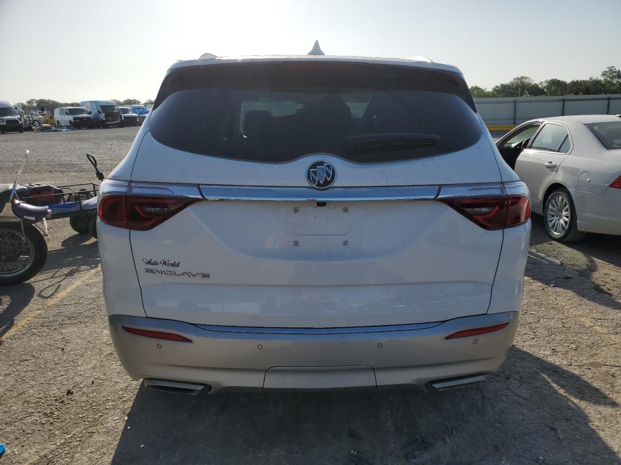 2023 Buick Enclave Essence vin: 5GAERBKWXPJ108933