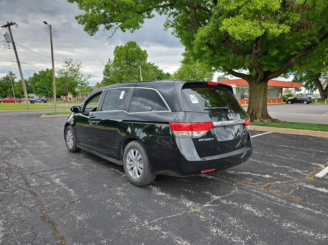 5FNRL5H36HB025816 2017 Honda Odyssey Se