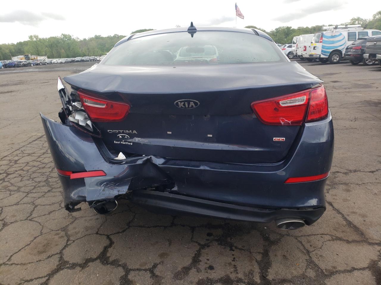 2015 Kia Optima Lx vin: 5XXGM4A70FG470557