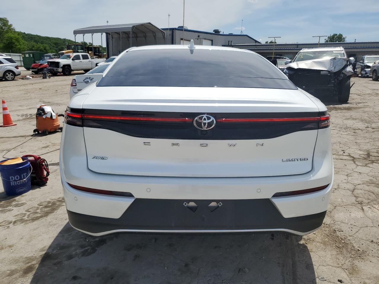 JTDAAAAF0P3006335 2023 Toyota Crown Xle