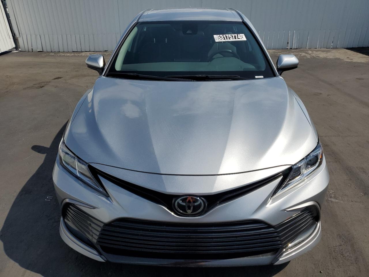 2023 Toyota Camry Le vin: 4T1C11AK0PU731560