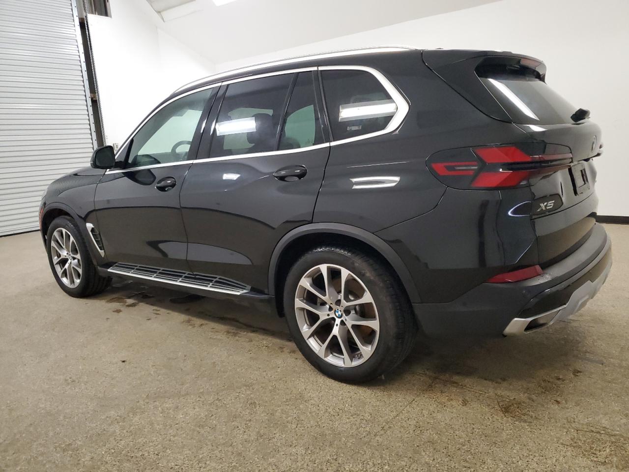 5UX23EU00R9T50890 2024 BMW X5 xDrive40I