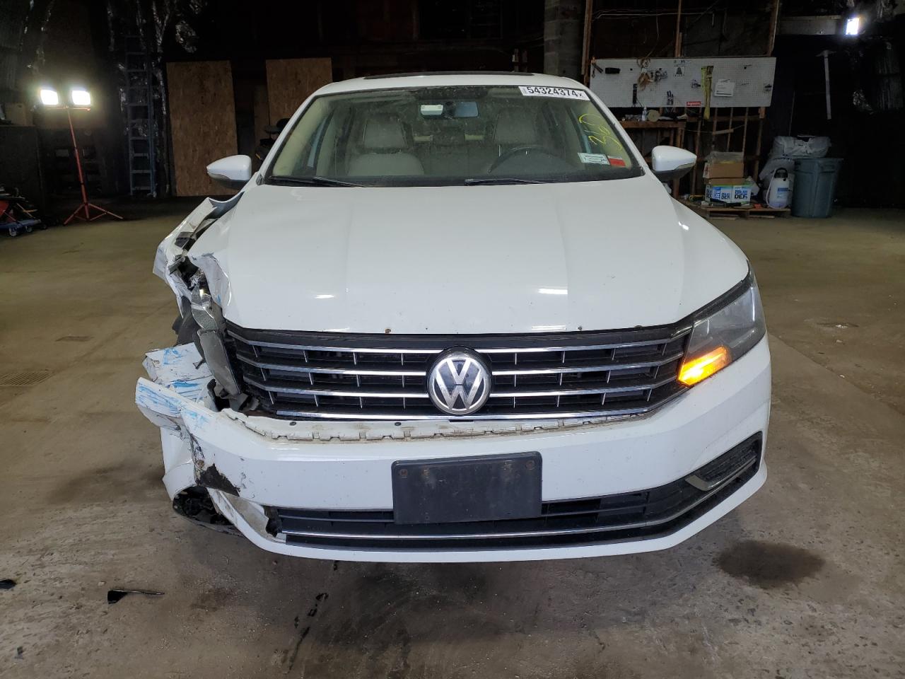 1VWBT7A34GC042789 2016 Volkswagen Passat Se