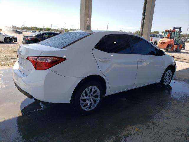 2018 Toyota Corolla L VIN: 5YFBURHE4JP851520 Lot: 56569554