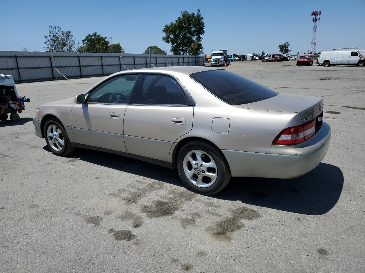 JT8BF28G1Y5080698 2000 Lexus Es 300