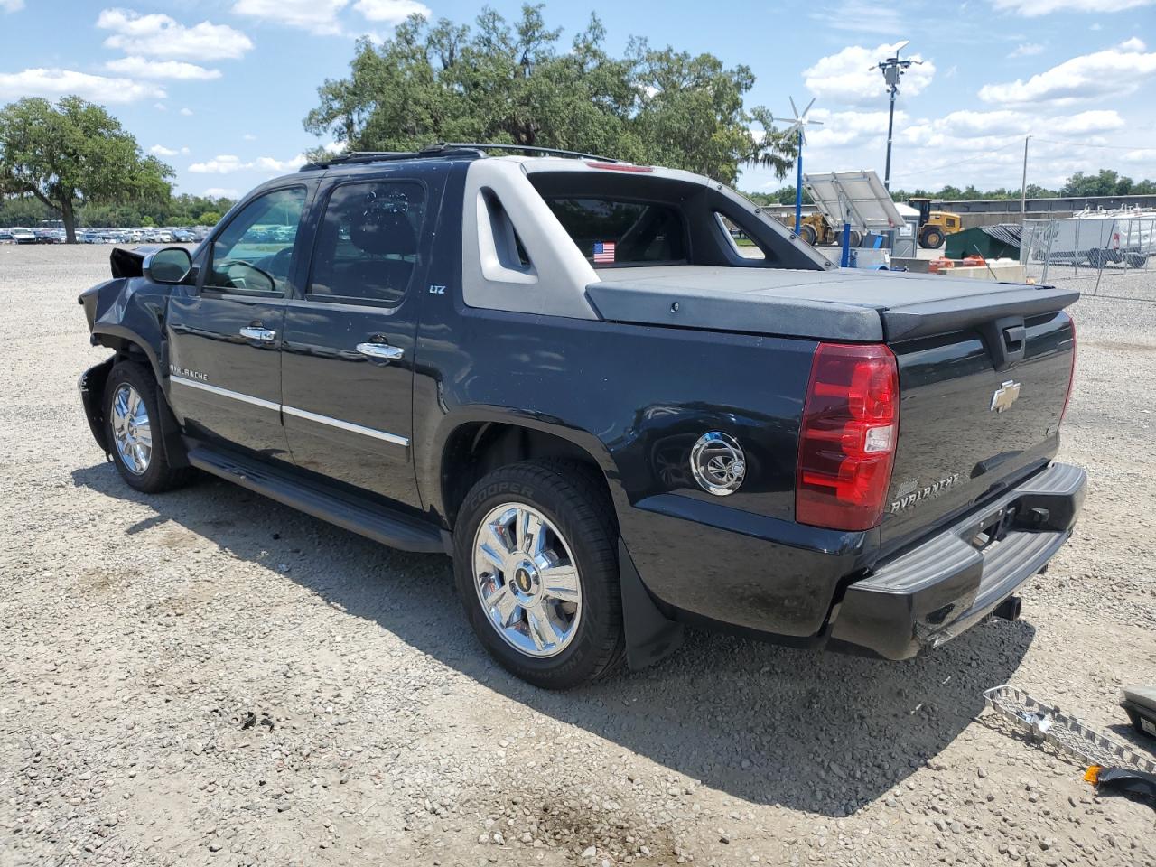 3GNNCGE09AG125162 2010 Chevrolet Avalanche Ltz