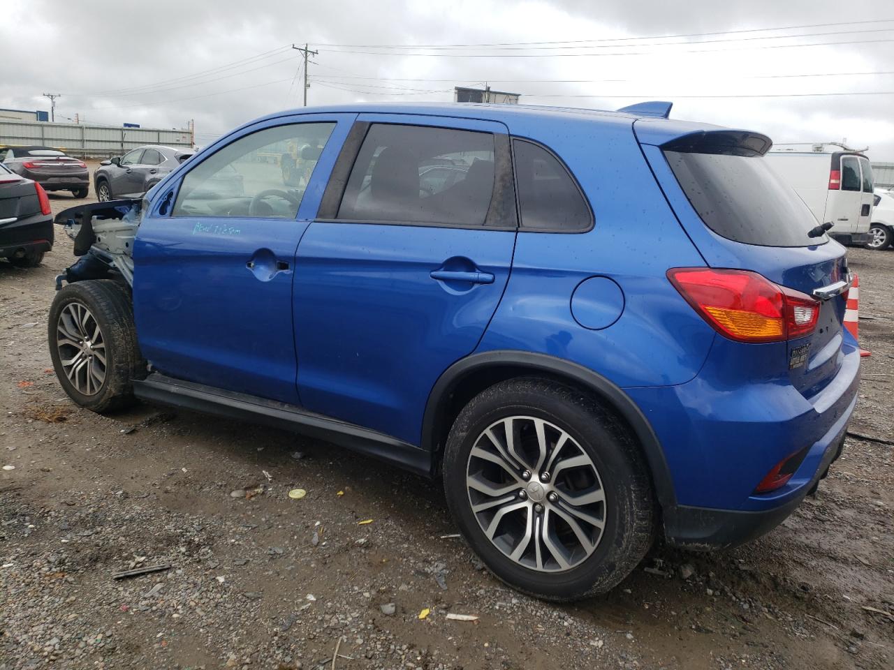 JA4AP3AU8JU006877 2018 Mitsubishi Outlander Sport Es