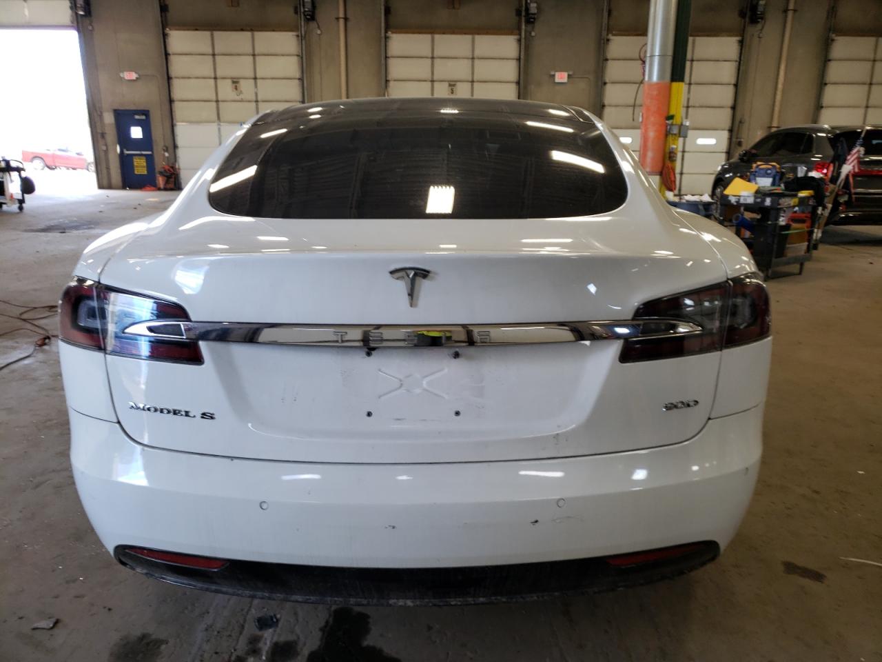 5YJSA1E28GF149743 2016 Tesla Model S