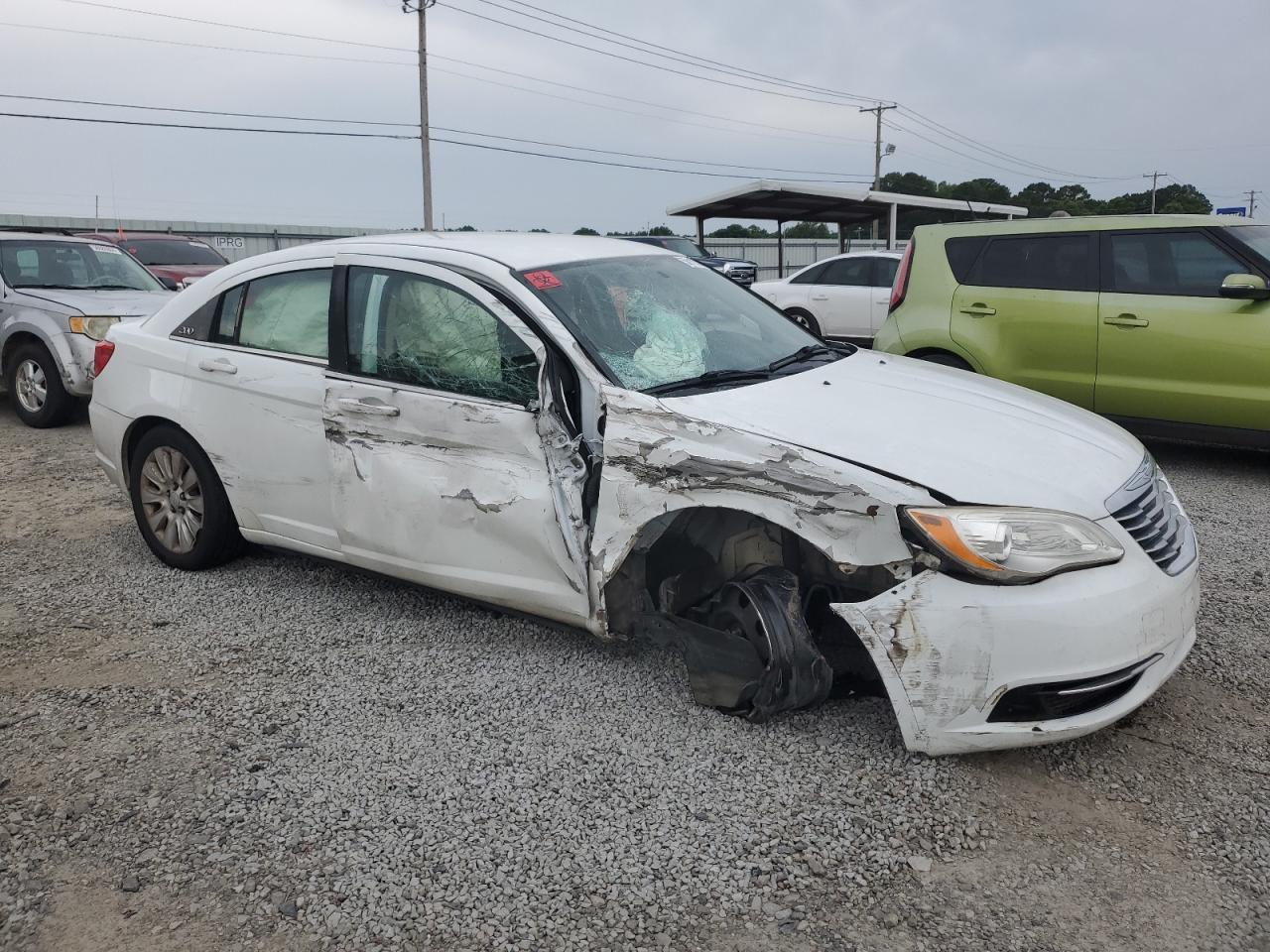 2013 Chrysler 200 Lx vin: 1C3CCBABXDN561951