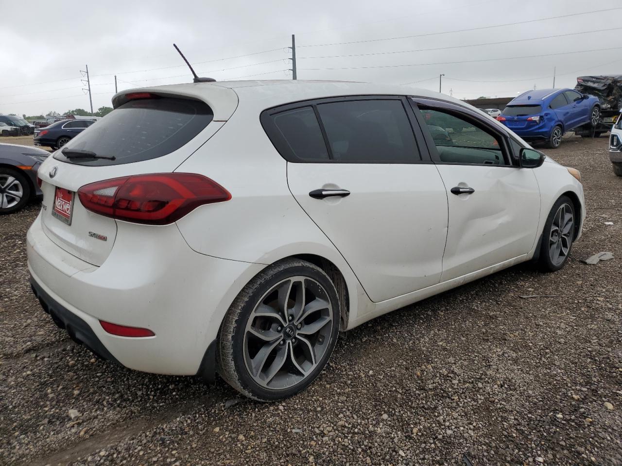 KNAFZ5A30F5271672 2015 Kia Forte Sx